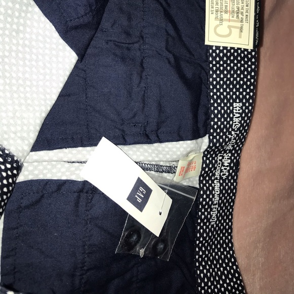 GAP BUSINESS CASUAL PANTS - Picture 7 of 8